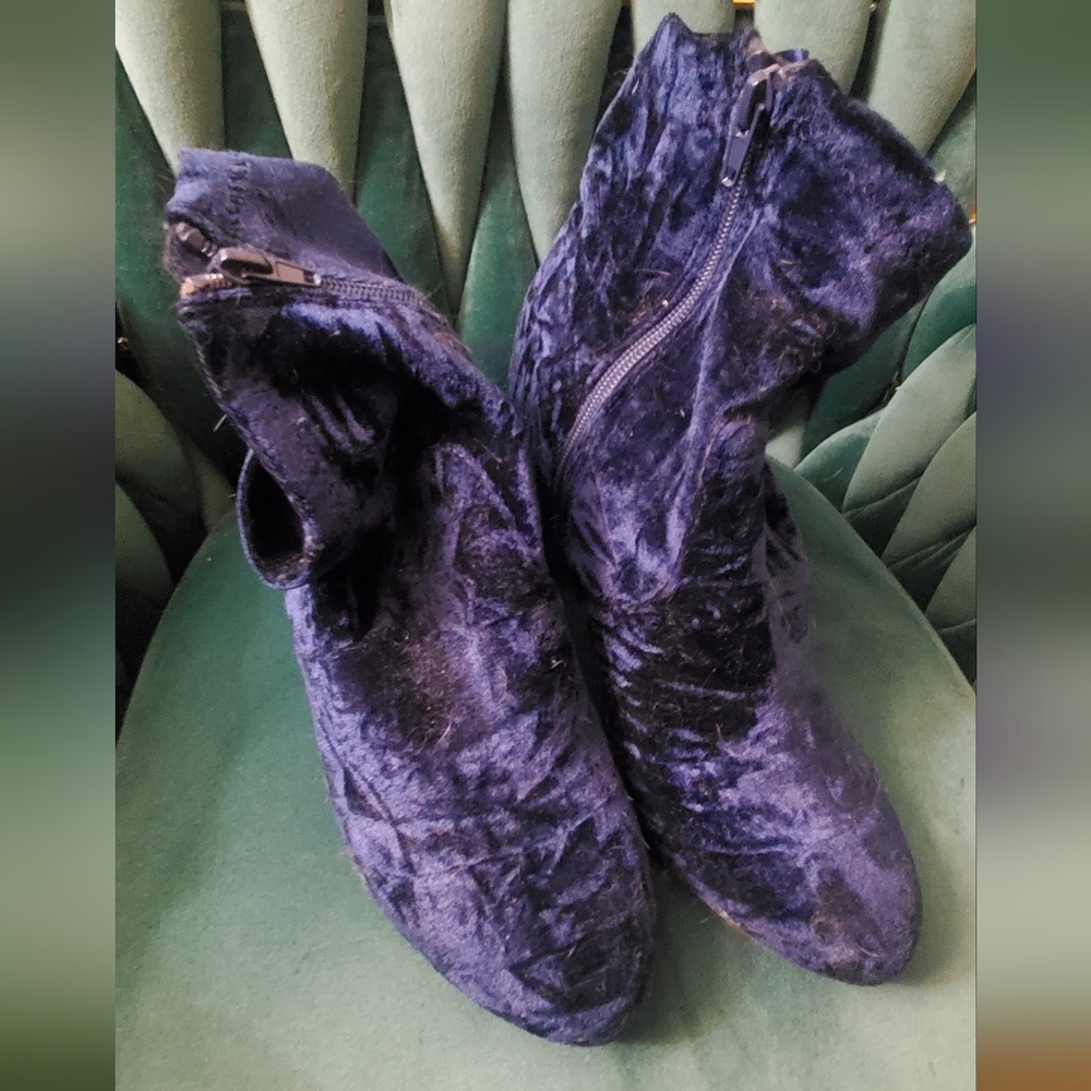 Lane Bryant Velvet Ankle Boots in Deep Blue Size 10W.